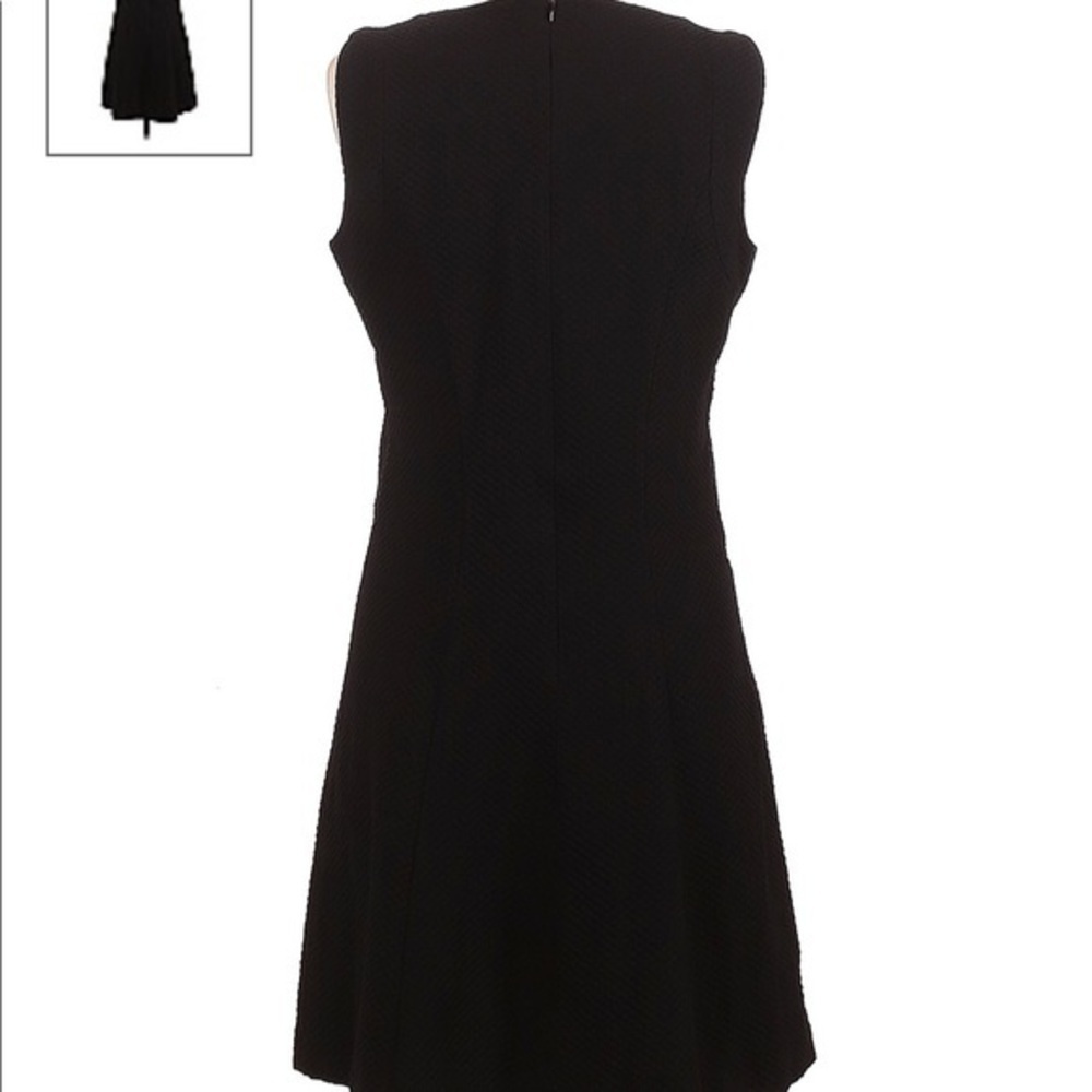 Doncaster collection elegant simple cap sleeve flattering flare midi dress - Picture 2 of 8